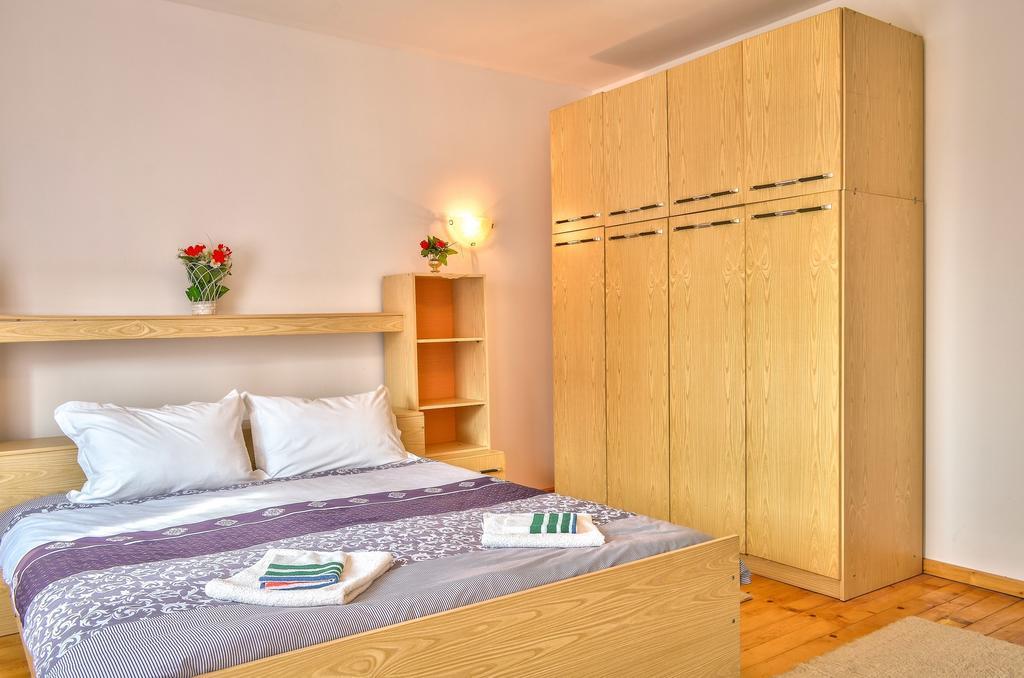 Guest House Joji 사파레바바냐 객실 사진